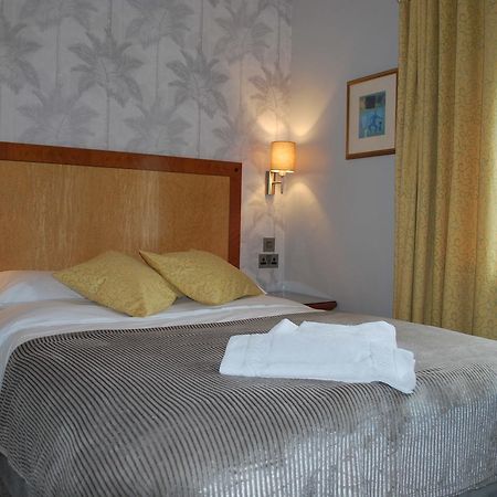 The Lion And The Lamb Hotel Seascale Bagian luar foto